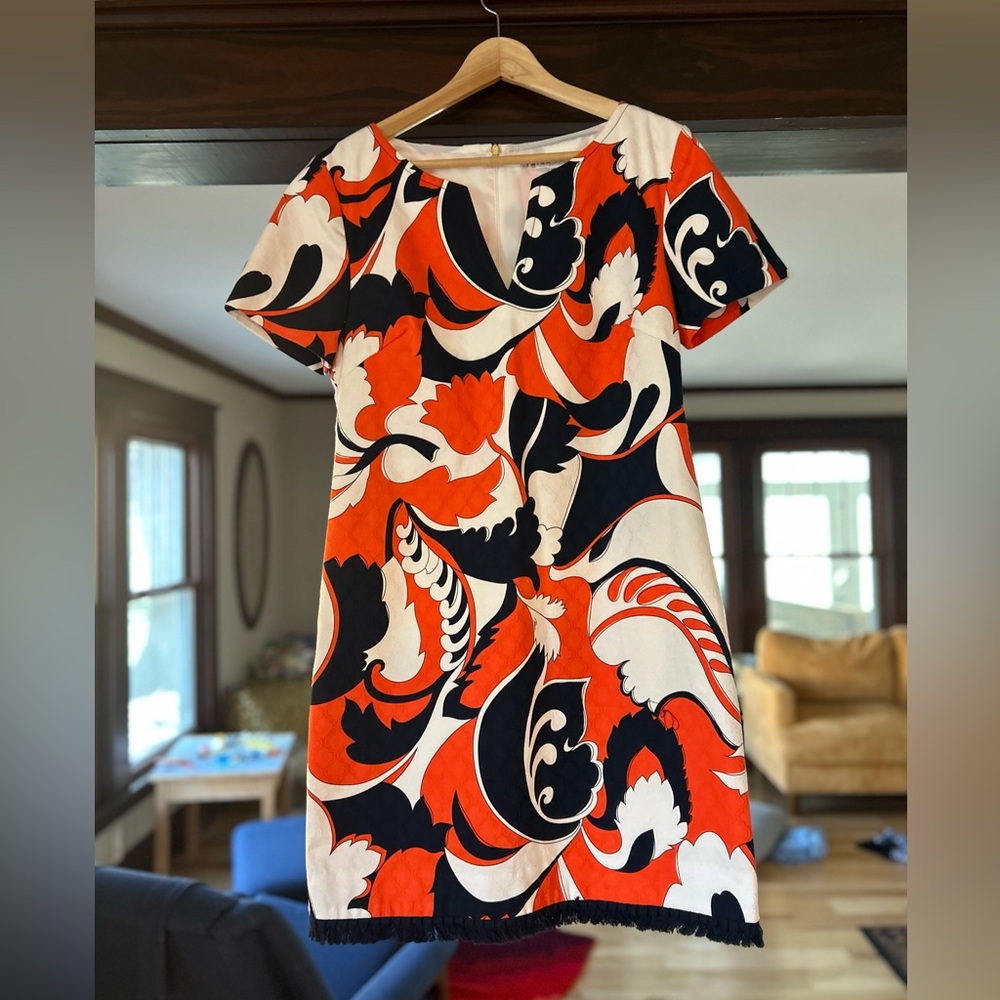 Trina Trunk Abstract Print Shift Dress